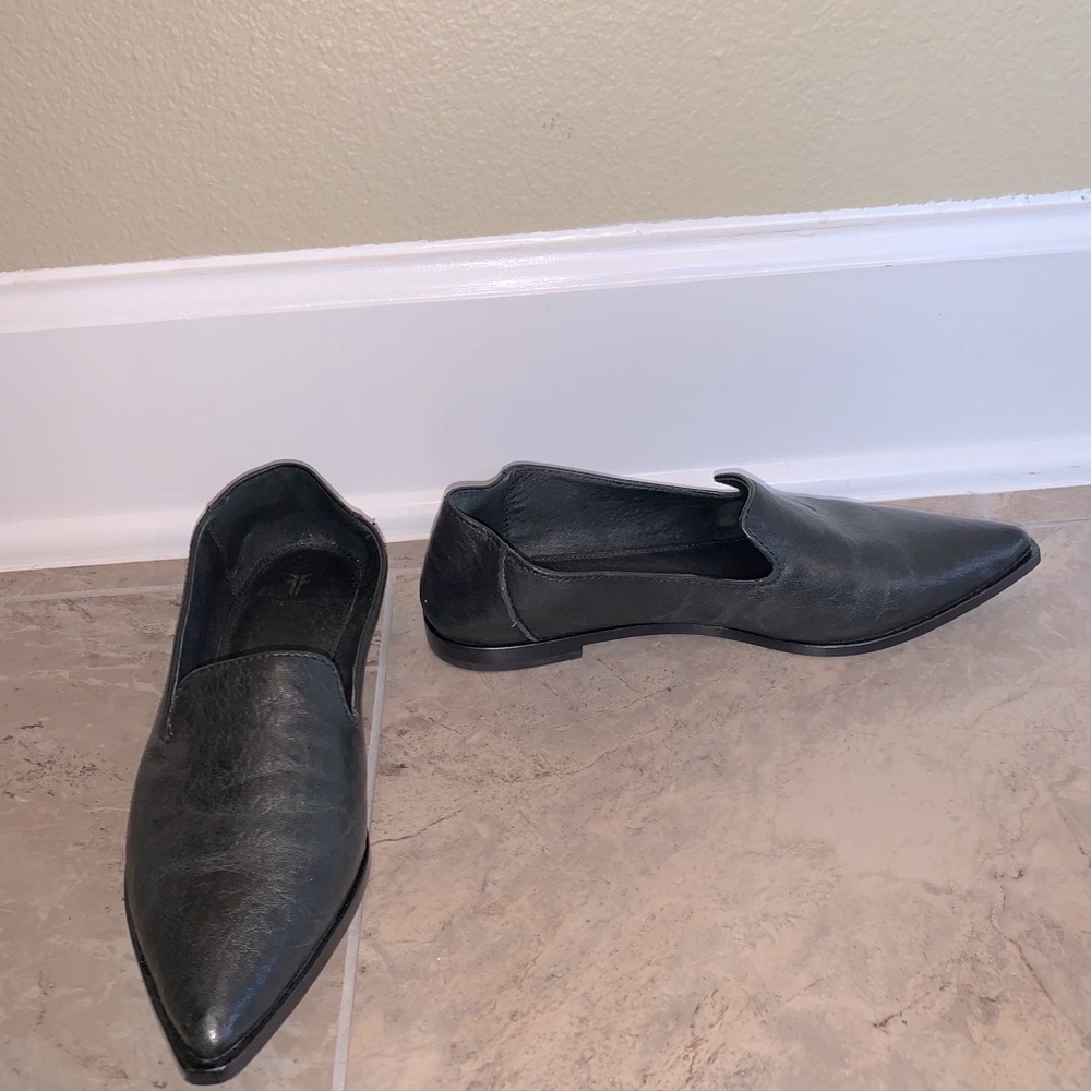 Frye Kenzie Venetian Flat Genuine Leather